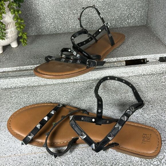 Time and Tru Women'sBlack Studded Gladiator Sandals - Picture 3 of 7
